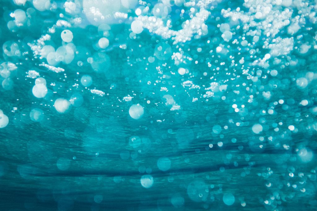 Ocean water bubbles